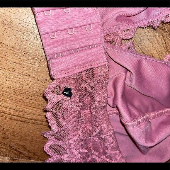 PINK by Victoria Secret Mauve Lace Bralette size large - Picture 5 of 7